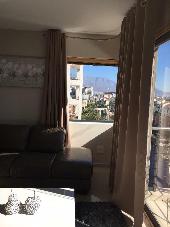 Citystay Apartments Century City Città del Capo Esterno foto